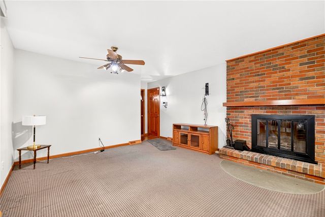 323 Dixon Blvd, South Union Twp, PA 15401