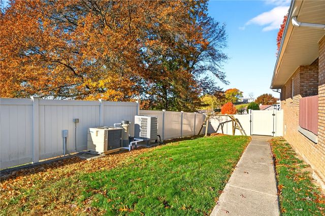 323 Dixon Blvd, South Union Twp, PA 15401