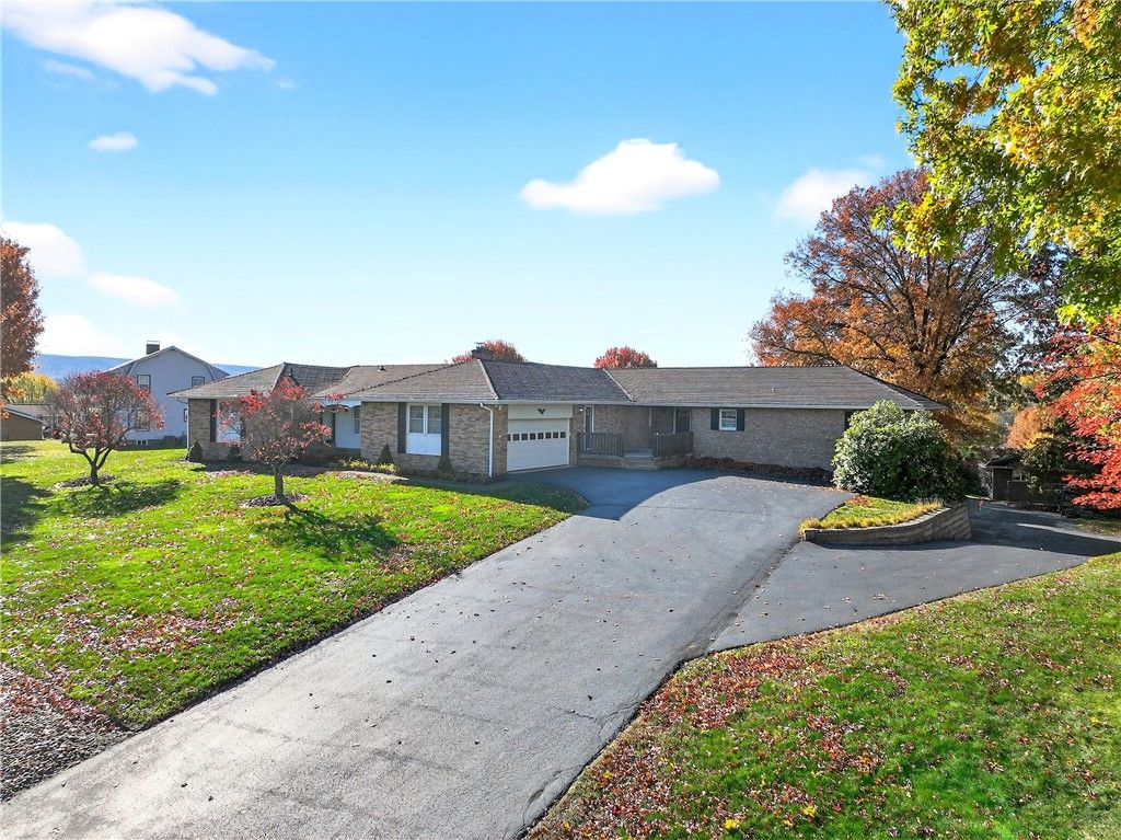 323 Dixon Blvd, South Union Twp, PA 15401