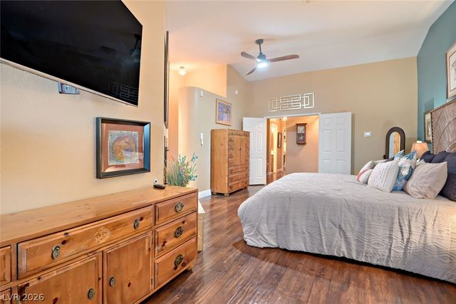 10005 North Mahogany Grove Lane, Las Vegas, NV 89117
