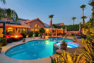 10005 North Mahogany Grove Lane, Las Vegas, NV 89117