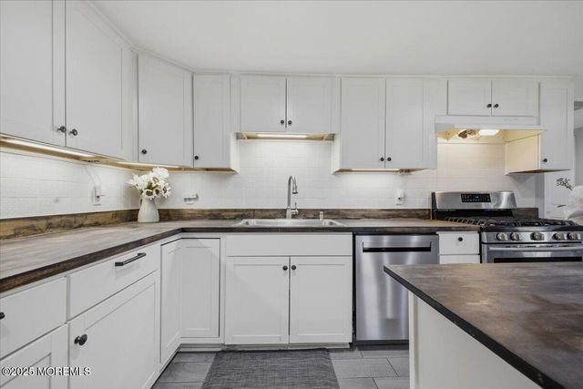 525 Washington Avenue, Union Beach, NJ 07735