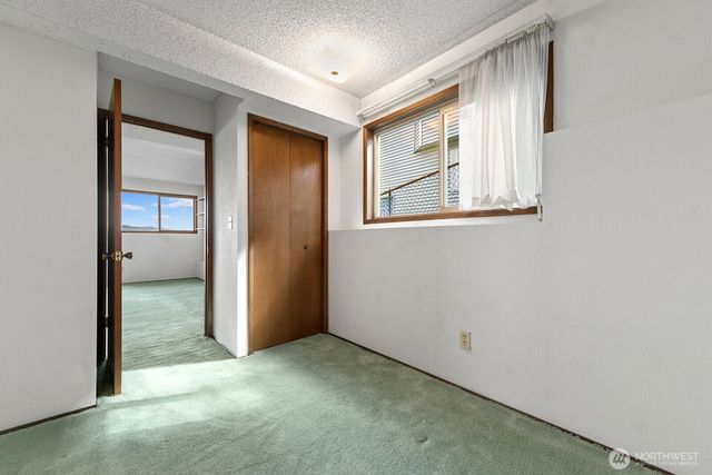 9928 64th Avenue S, Seattle, WA 98118