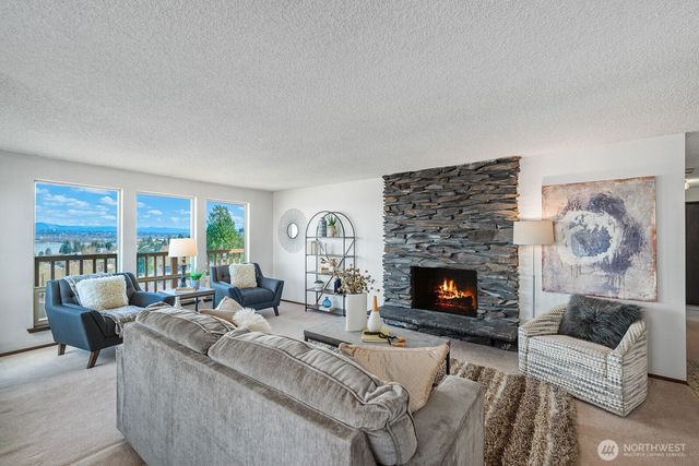 9928 64th Avenue S, Seattle, WA 98118