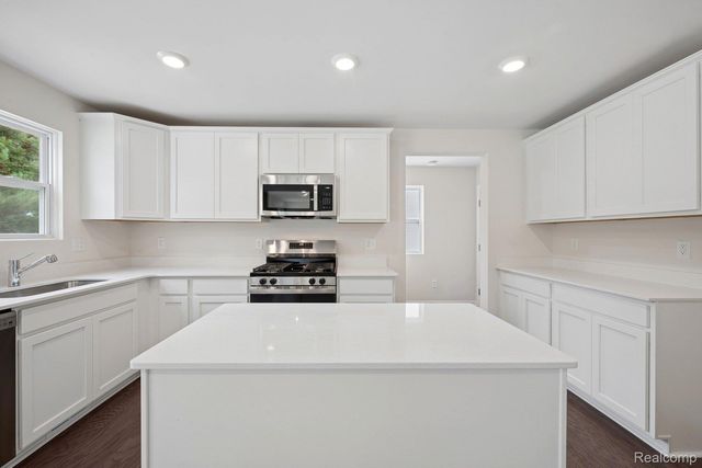 4187 Cedar Lane, Grand Blanc Charter Township, MI 48439
