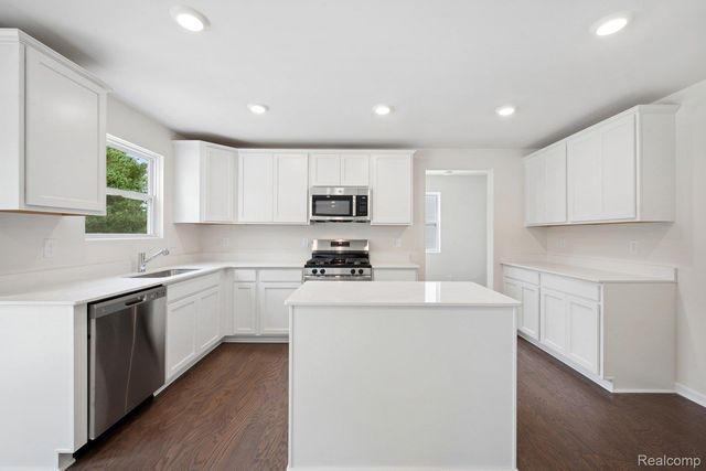4187 Cedar Lane, Grand Blanc Charter Township, MI 48439
