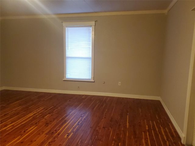 1233 Caldwell Road, Angleton, TX 77515