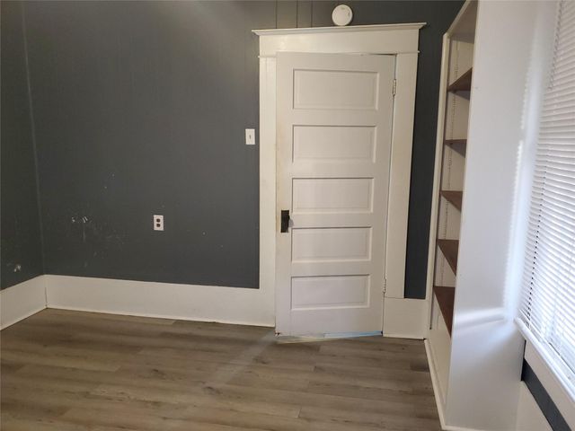 1233 Caldwell Road, Angleton, TX 77515