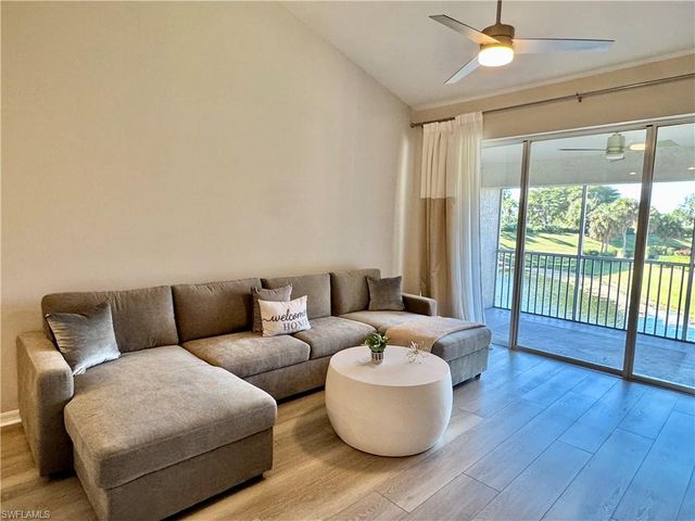 5045 Cedar Springs DR # 203, Naples, FL 34110