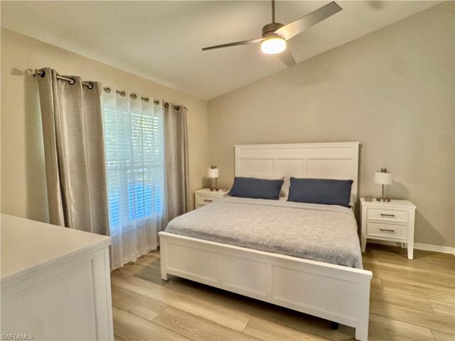 5045 Cedar Springs DR # 203, Naples, FL 34110