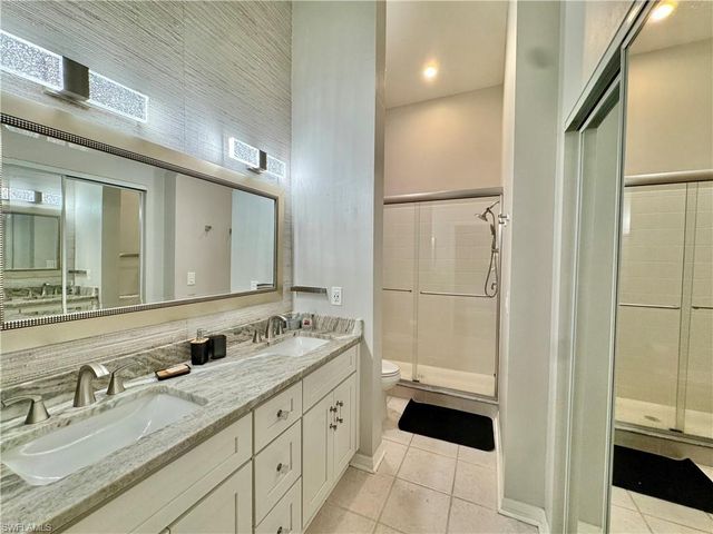 5045 Cedar Springs DR # 203, Naples, FL 34110