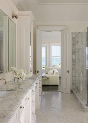 201 Bridgeway, Sausalito, CA 94965