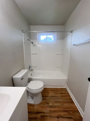 109 Tandy Dr Apt B, Clarksville, TN 37042