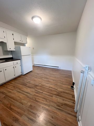 109 Tandy Dr Apt B, Clarksville, TN 37042