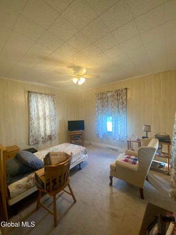 114 E Fourth Avenue, Johnstown, NY 12095