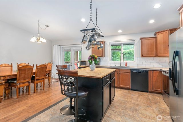 6236 Shamrock Road, Maple Falls, WA 98266