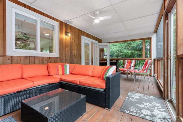 6236 Shamrock Road, Maple Falls, WA 98266