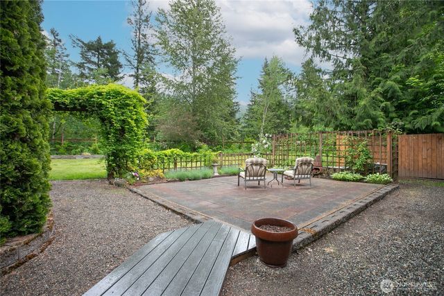 6236 Shamrock Road, Maple Falls, WA 98266