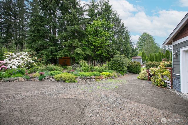 6236 Shamrock Road, Maple Falls, WA 98266