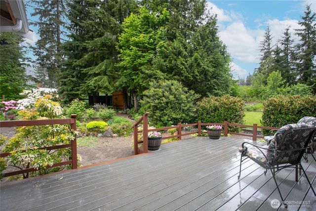 6236 Shamrock Road, Maple Falls, WA 98266