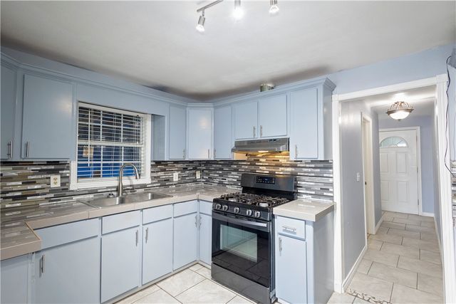 4410 Bernandino St, Corpus Christi, TX 78416