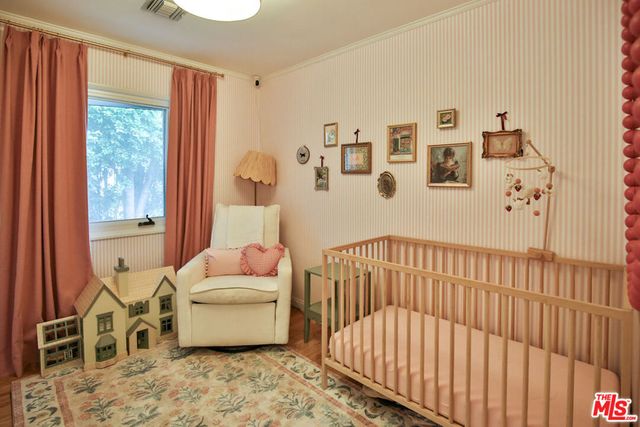 2330 Walnut Avenue, Venice, CA 90291