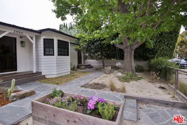 2330 Walnut Avenue, Venice, CA 90291