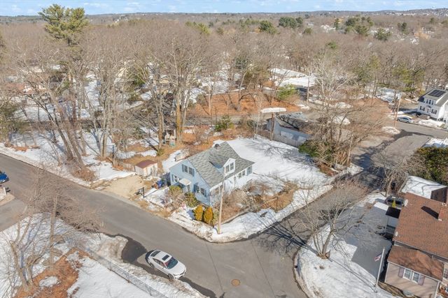 67 Glennon, Dracut, MA 01826