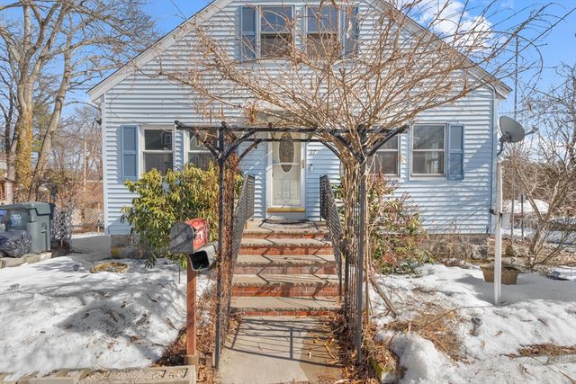 67 Glennon, Dracut, MA 01826