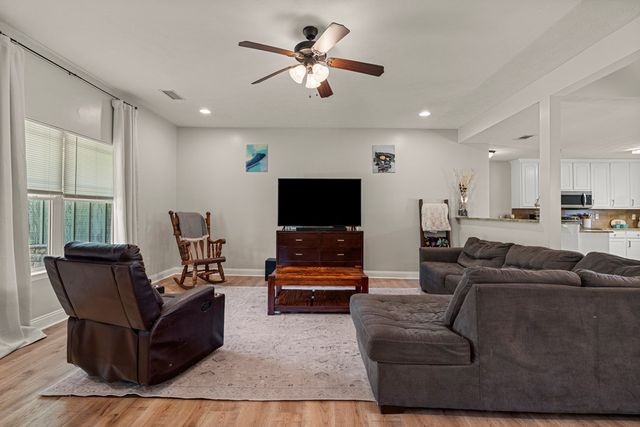 154 Owens Road, Fort Mitchell, AL 36856