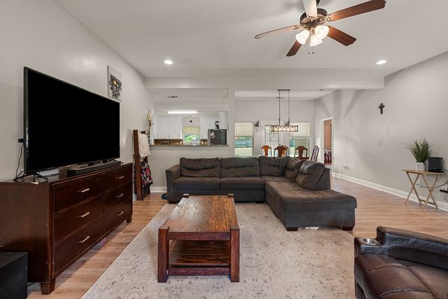 154 Owens Road, Fort Mitchell, AL 36856