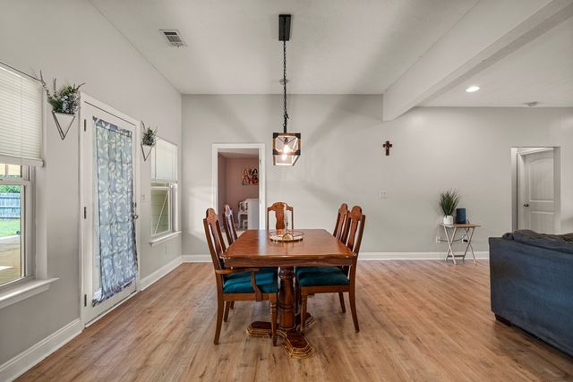 154 Owens Road, Fort Mitchell, AL 36856