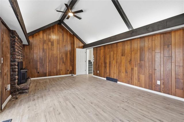 6608 E 124TH Street, Grandview, MO 64030