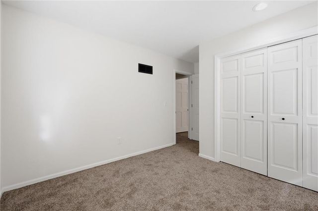 6608 E 124TH Street, Grandview, MO 64030