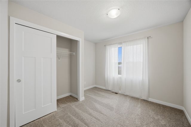 2420 Sunview Drive, Granger, IA 50109