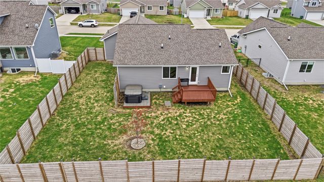 2420 Sunview Drive, Granger, IA 50109