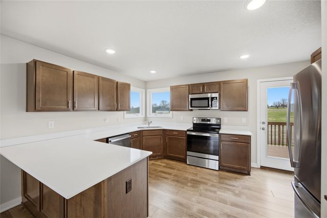 2420 Sunview Drive, Granger, IA 50109