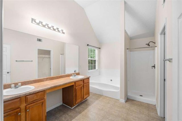 4849 Lily Stem Drive, Auburn, GA 30011