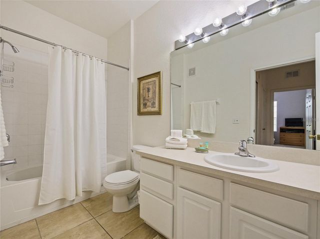 7675 COMROW STREET 402, Kissimmee, FL 34747