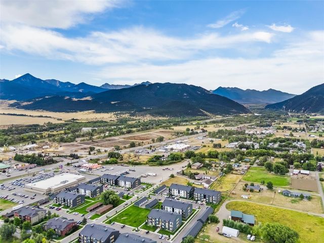 2222F Willow Drive 77, Livingston, MT 59047