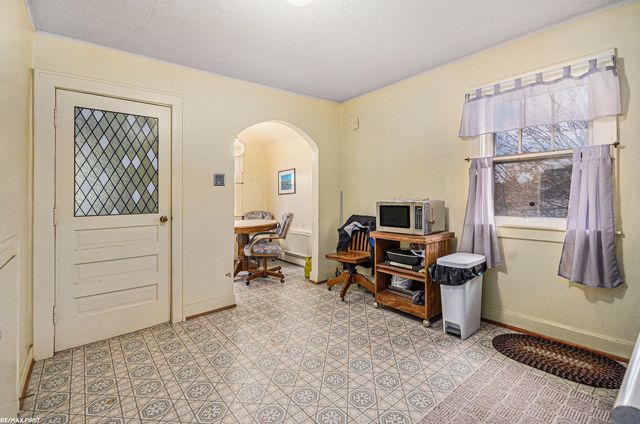 7624 Maple Street, Dearborn, MI 48126