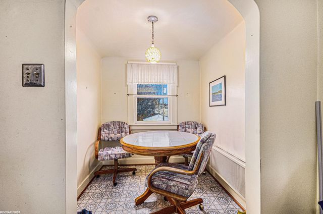 7624 Maple Street, Dearborn, MI 48126