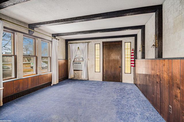 7624 Maple Street, Dearborn, MI 48126