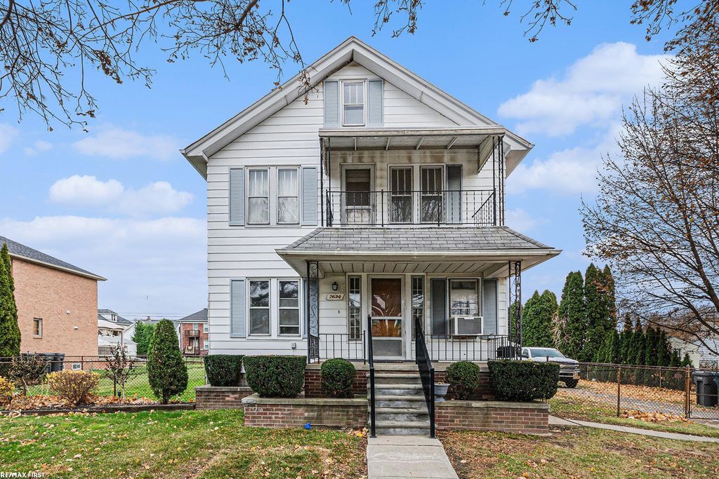 7624 Maple Street, Dearborn, MI 48126