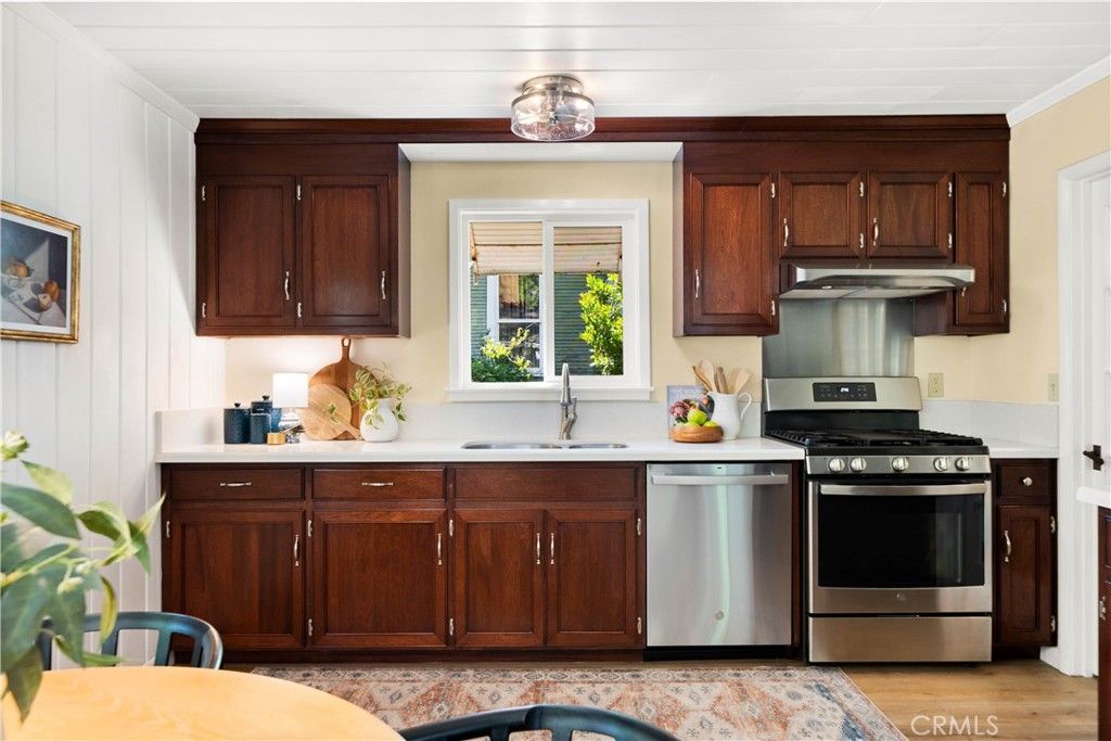 Image 14 of property listing at 1242 Bidwell Avenue, Chico, CA 95926