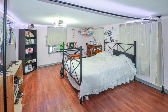 149 E Austin Avenue, Onalaska, TX 77360