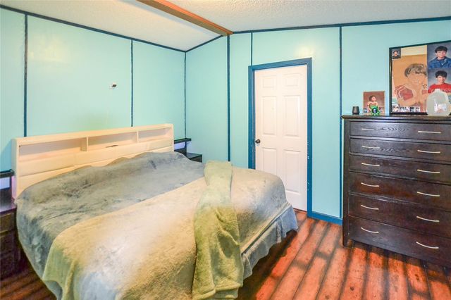 149 E Austin Avenue, Onalaska, TX 77360