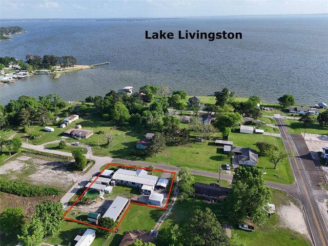 149 E Austin Avenue, Onalaska, TX 77360