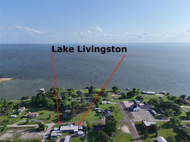 149 E Austin Avenue, Onalaska, TX 77360