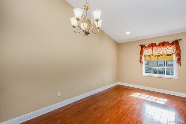 1132 Willow Lane 1131, Valley Stream, NY 11580